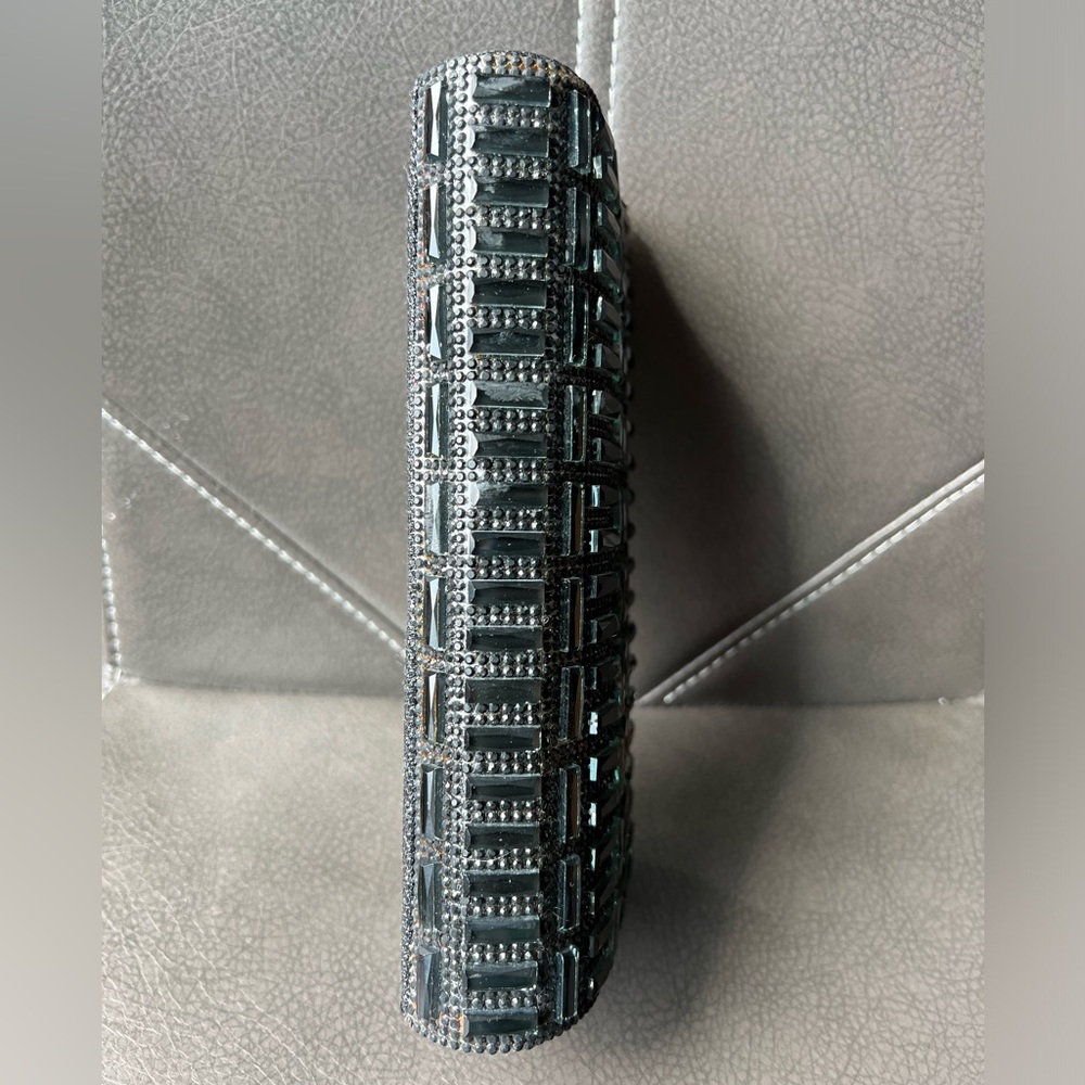 INC International Concept NWT Beaded Stone Clutch - Picture 5 of 10